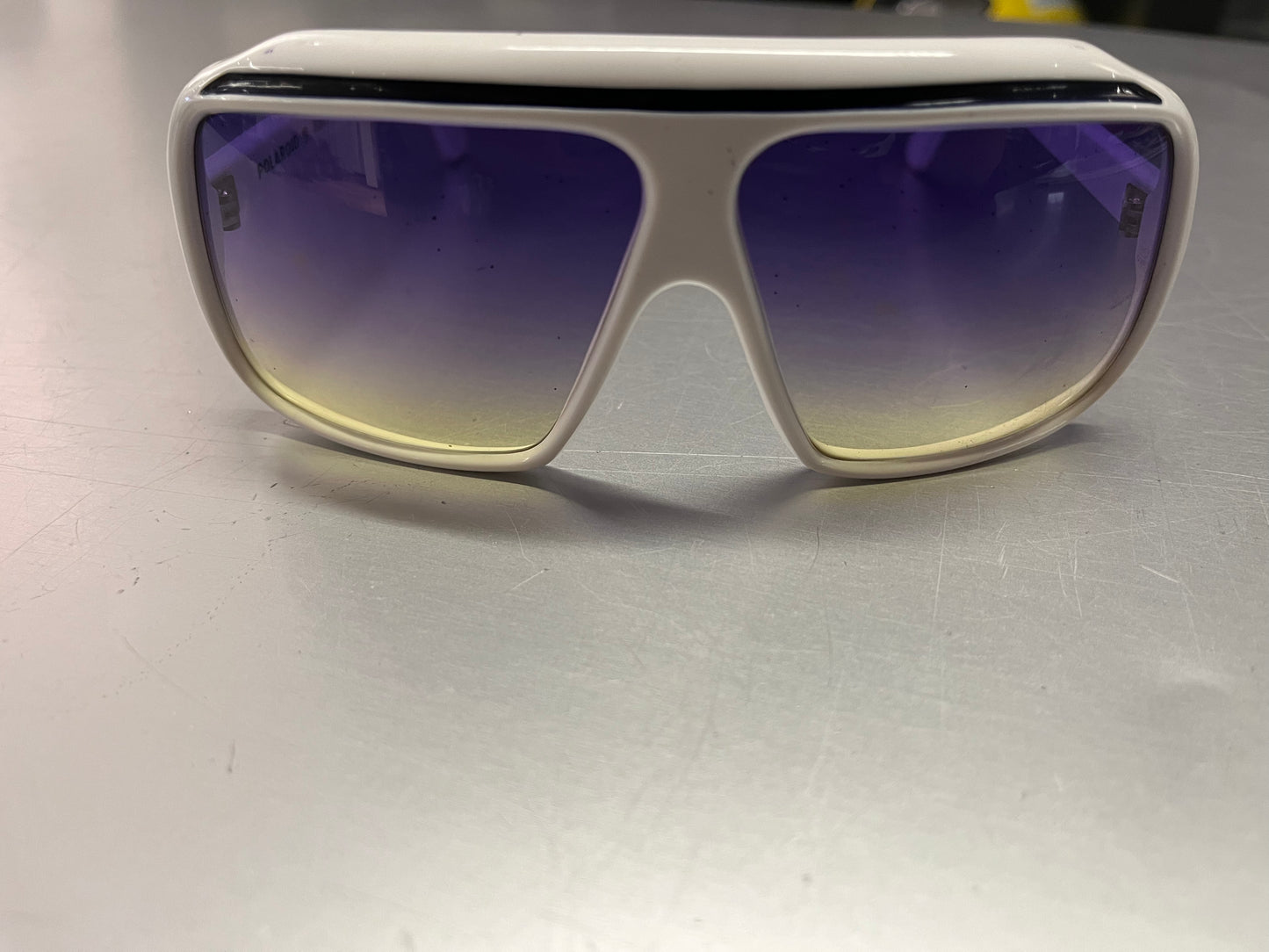 Polaroid Retro Sunglas